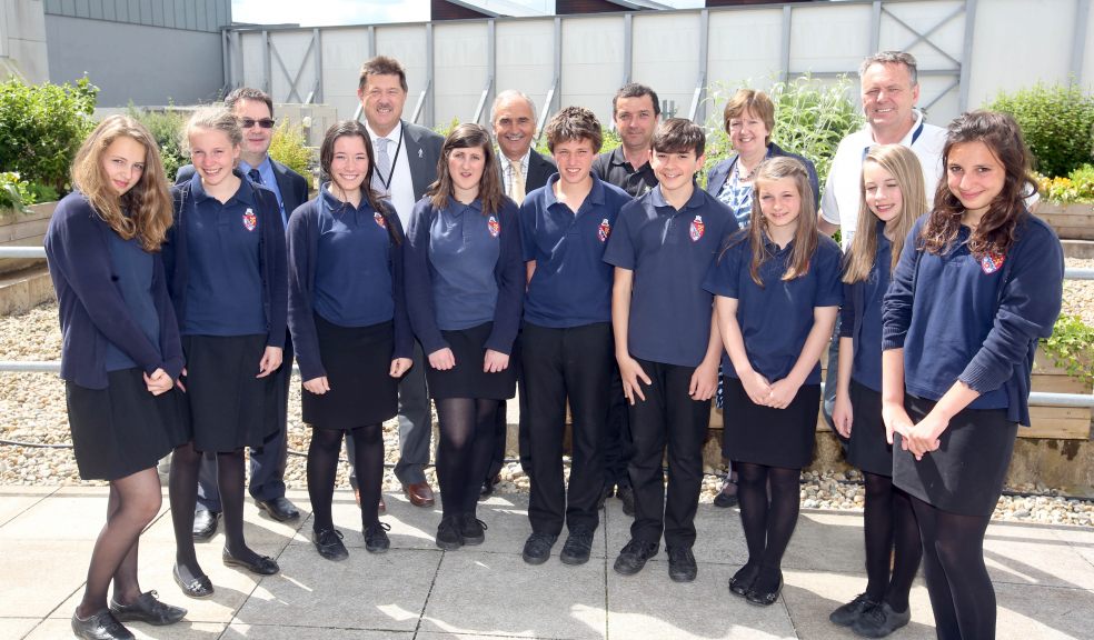 Students visit City Bee Project The Exeter Daily